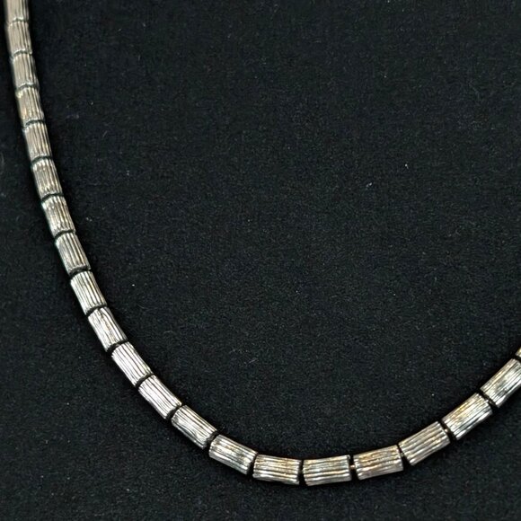 V. Metal Beaded Choker Necklace - Picture 3 of 5